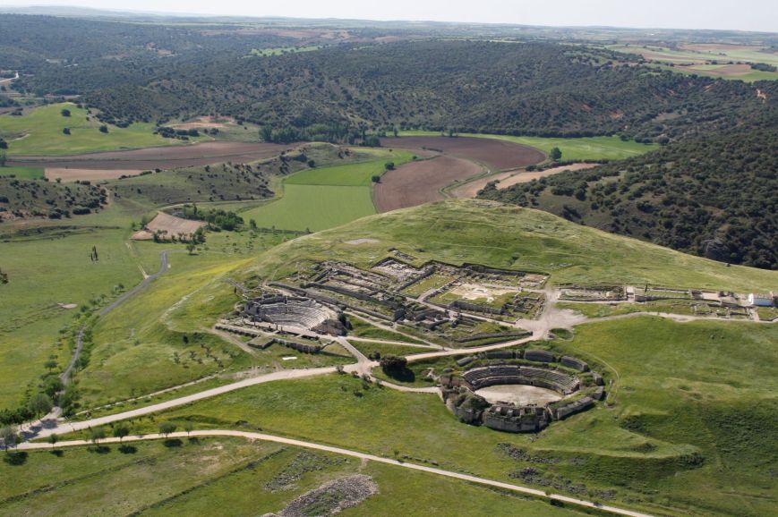 Conferencia „Tras las huellas de los romanos en España: ciudades antiguas en Castilla-La Mancha“
